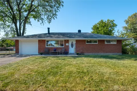 5328 Rye Dr, Huber Heights, OH 45424