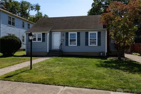 221 Garfield Ave, Xenia, OH 45385