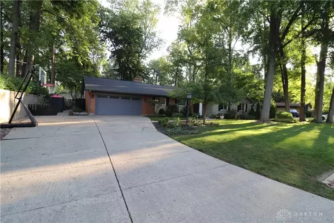 2349 Westlawn Dr, Kettering, OH 45440 photo 9