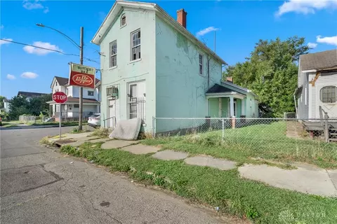 61 Boltin St, Dayton, OH 45403
