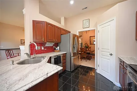 6740 Adena Cir, Maineville, OH 45039 photo 14