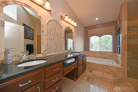 6740 Adena Cir, Maineville, OH 45039 photo 24