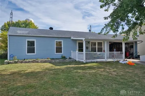 1720 Dale Ridge Rd, New Carlisle, OH 45344