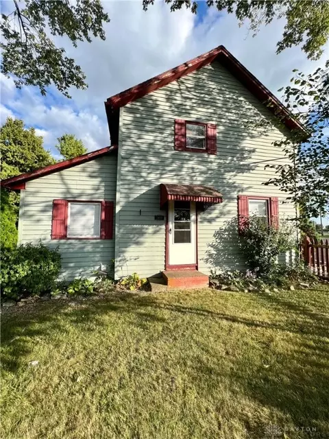 2822 Old Springfield Rd, Springfield, OH 45502
