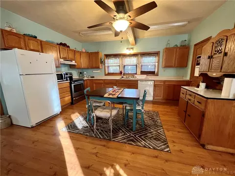 2822 Old Springfield Rd, Springfield, OH 45502 photo 4