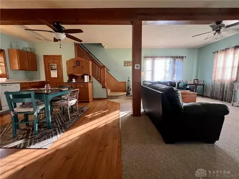 2822 Old Springfield Rd, Springfield, OH 45502 photo 8