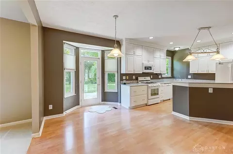 655 Springmill Dr, Springboro, OH 45066 photo 18