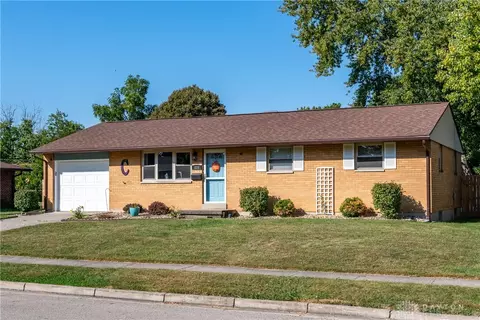 809 Desales St, Vandalia, OH 45377