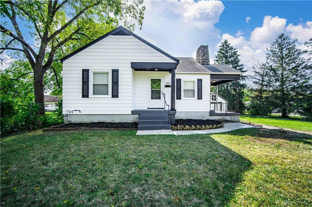 1500 HARVEST Ave