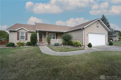 6487 Cumberland Lake Ct, Hamilton, OH 45011