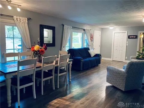 1609 Walnut Ter, Springfield, OH 45504 photo 6