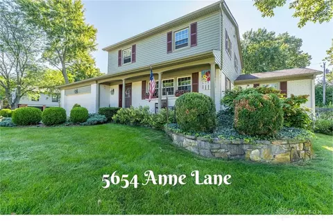 5654 Anne Ln, Washington Township, OH 45459
