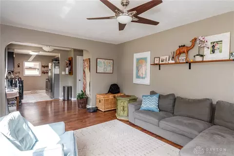 3910 Lefevre Dr, Kettering, OH 45429 photo 8