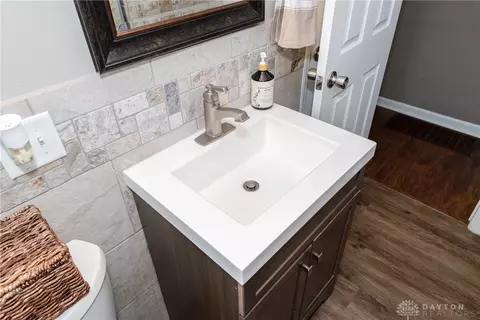 3910 Lefevre Dr, Kettering, OH 45429 photo 20