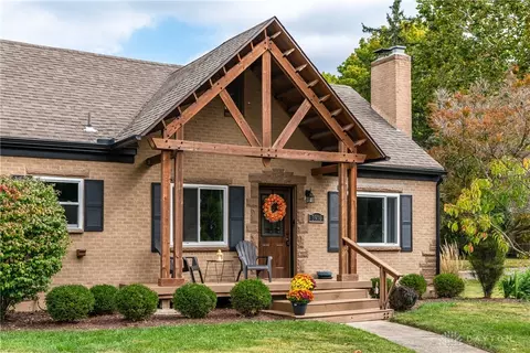 3910 Lefevre Dr, Kettering, OH 45429 photo 5