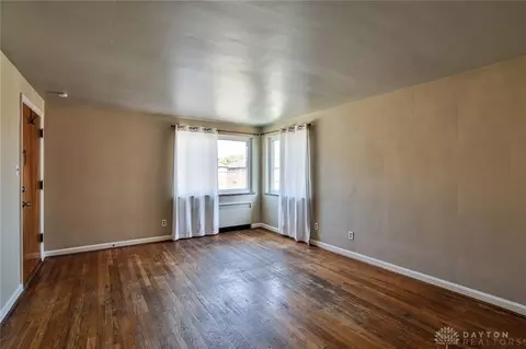 3903 E Gatewood Ln, Cincinnati, OH 45236 photo 4