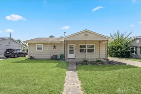 1005 Reid Ave, Xenia, OH 45385
