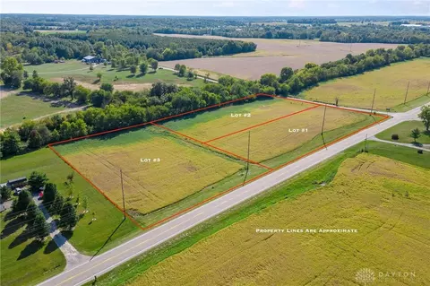 2 Hilderbrant Rd, New Vienna, OH 45159