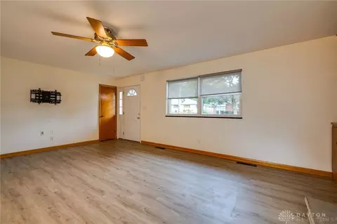 3884 Gardenview Pl, Dayton, OH 45429 photo 8