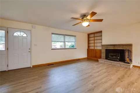 3884 Gardenview Pl, Dayton, OH 45429 photo 7