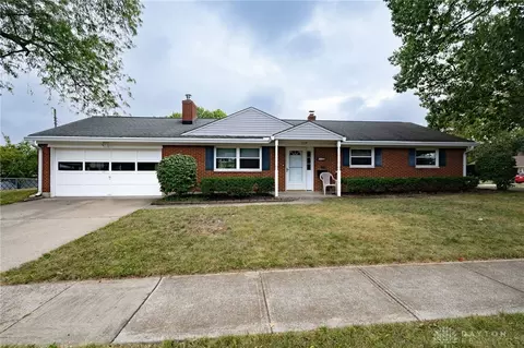 3884 Gardenview Pl, Dayton, OH 45429