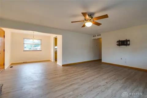 3884 Gardenview Pl, Dayton, OH 45429 photo 9