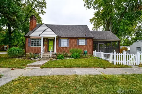 454 Corona Ave, Oakwood, OH 45419