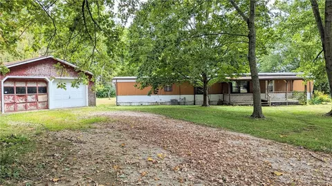 5779 E Xenia St, Bowersville, OH 45307