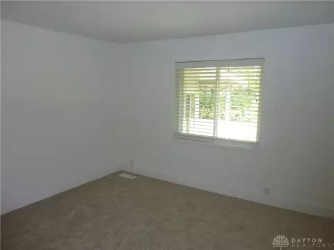 729 Brookfield Rd, Kettering, OH 45429 photo 9