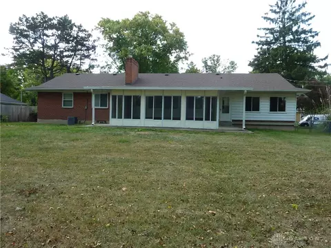 729 Brookfield Rd, Kettering, OH 45429 photo 2