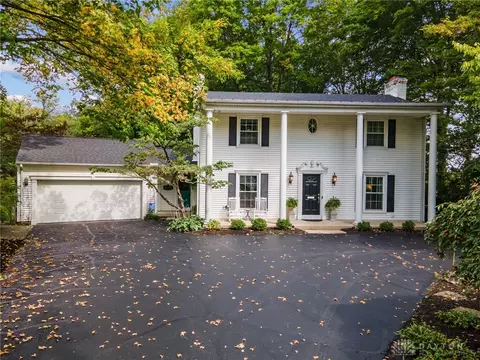 1113 Westridge Dr, Troy, OH 45373