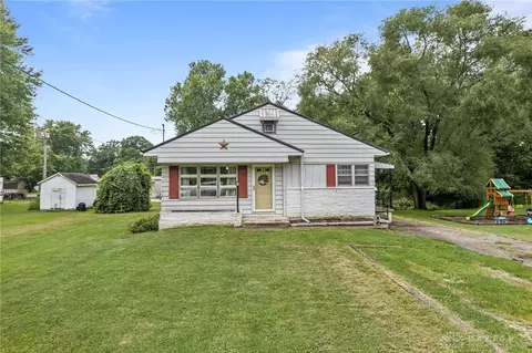 1199 Flora Ave, Ripley, OH 45167