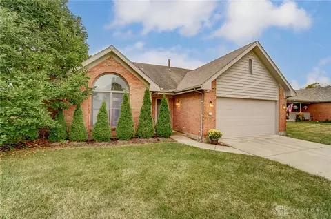 25 Myers Farm Ct, Springboro, OH 45066