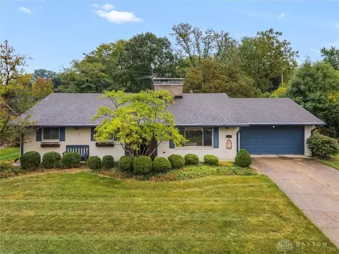 3316 Highgrove Pl, Dayton, OH 45429