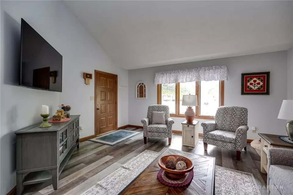  1345 Donson Cir, Dayton, OH 45429 photo 11