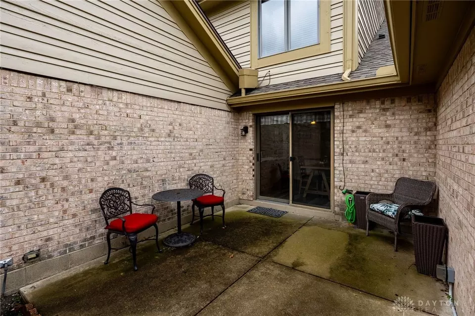  1345 Donson Cir, Dayton, OH 45429 photo 46