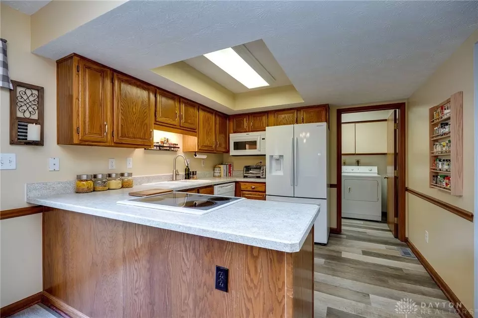  1345 Donson Cir, Dayton, OH 45429 photo 14