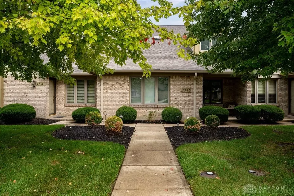  1345 Donson Cir, Dayton, OH 45429 photo 3