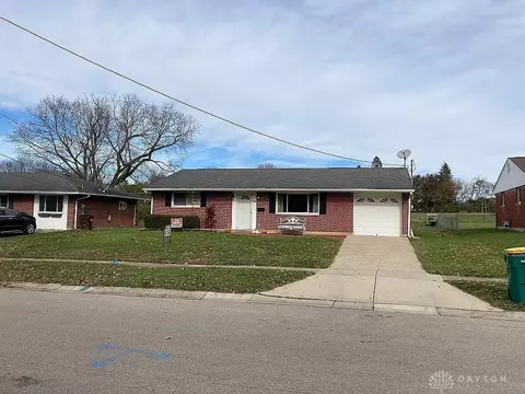 100 W Market St, Springboro, OH 45066