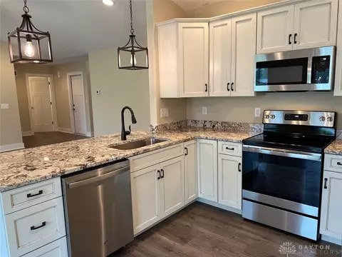 4690 Castleton Dr, Fairfield, OH 45014 photo 15