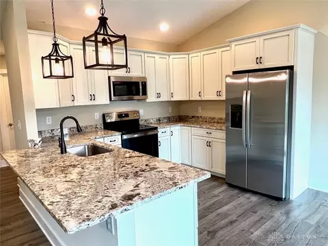 4690 Castleton Dr, Fairfield, OH 45014 photo 14
