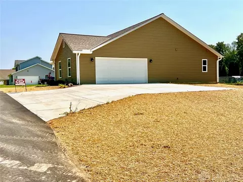 4690 Castleton Dr, Fairfield, OH 45014 photo 7