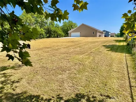 4690 Castleton Dr, Fairfield, OH 45014 photo 6