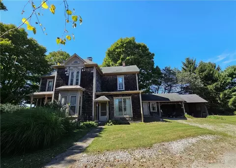 1743 Port William Rd, Jamestown, OH 45335