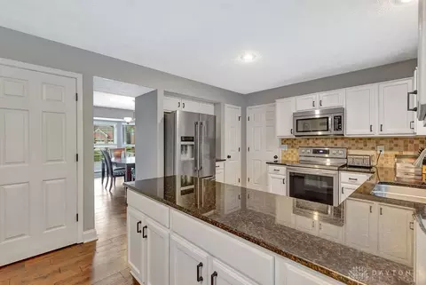 7243 Welbeck Dr, Maineville, OH 45039 photo 16
