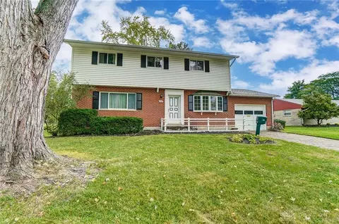 3061 Santa Rosa Dr, Dayton, OH 45440