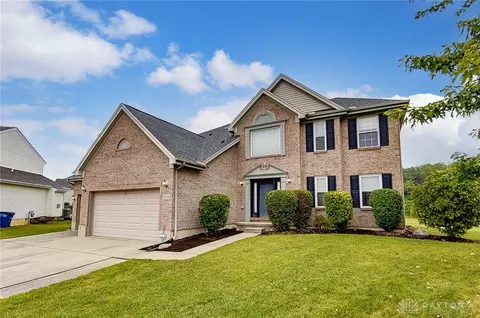 6824 Mistyview Dr, Huber Heights, OH 45424