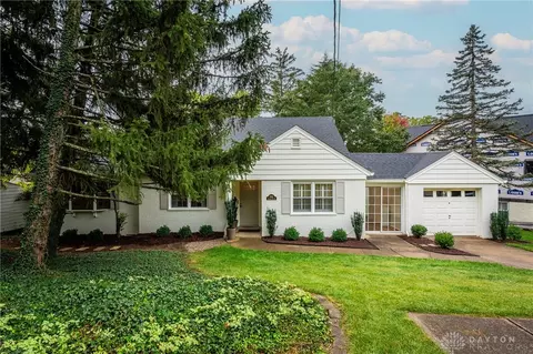 6993 Bramble Hl, Cincinnati, OH 45227