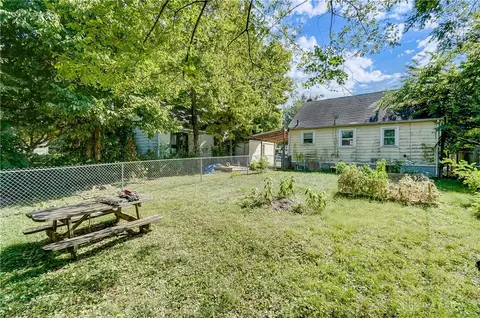 1832 Broadway St, Springfield, OH 45504 photo 8