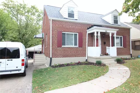 198 E Crest Dr, Reading, OH 45215